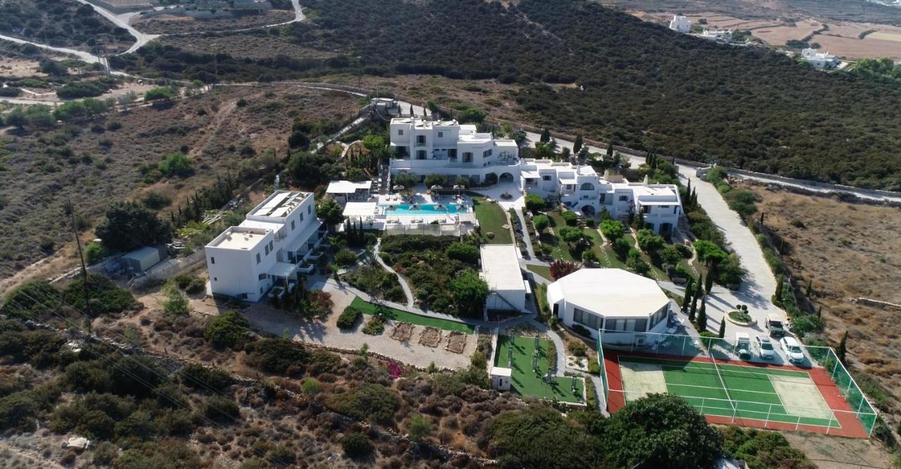 פארוס Naoussa Hills Boutique Resort- Adults Only מראה חיצוני תמונה