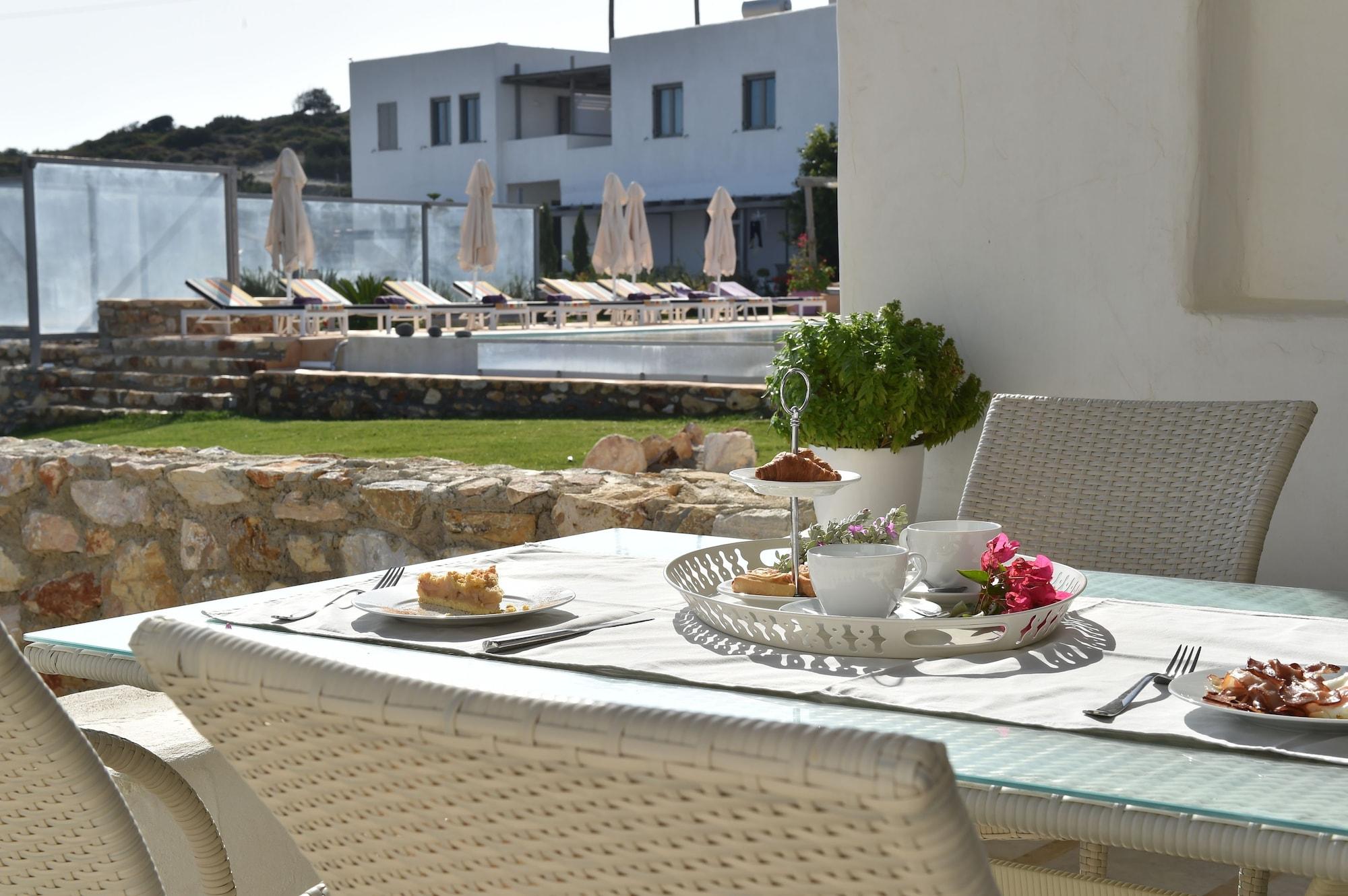 פארוס Naoussa Hills Boutique Resort- Adults Only מראה חיצוני תמונה