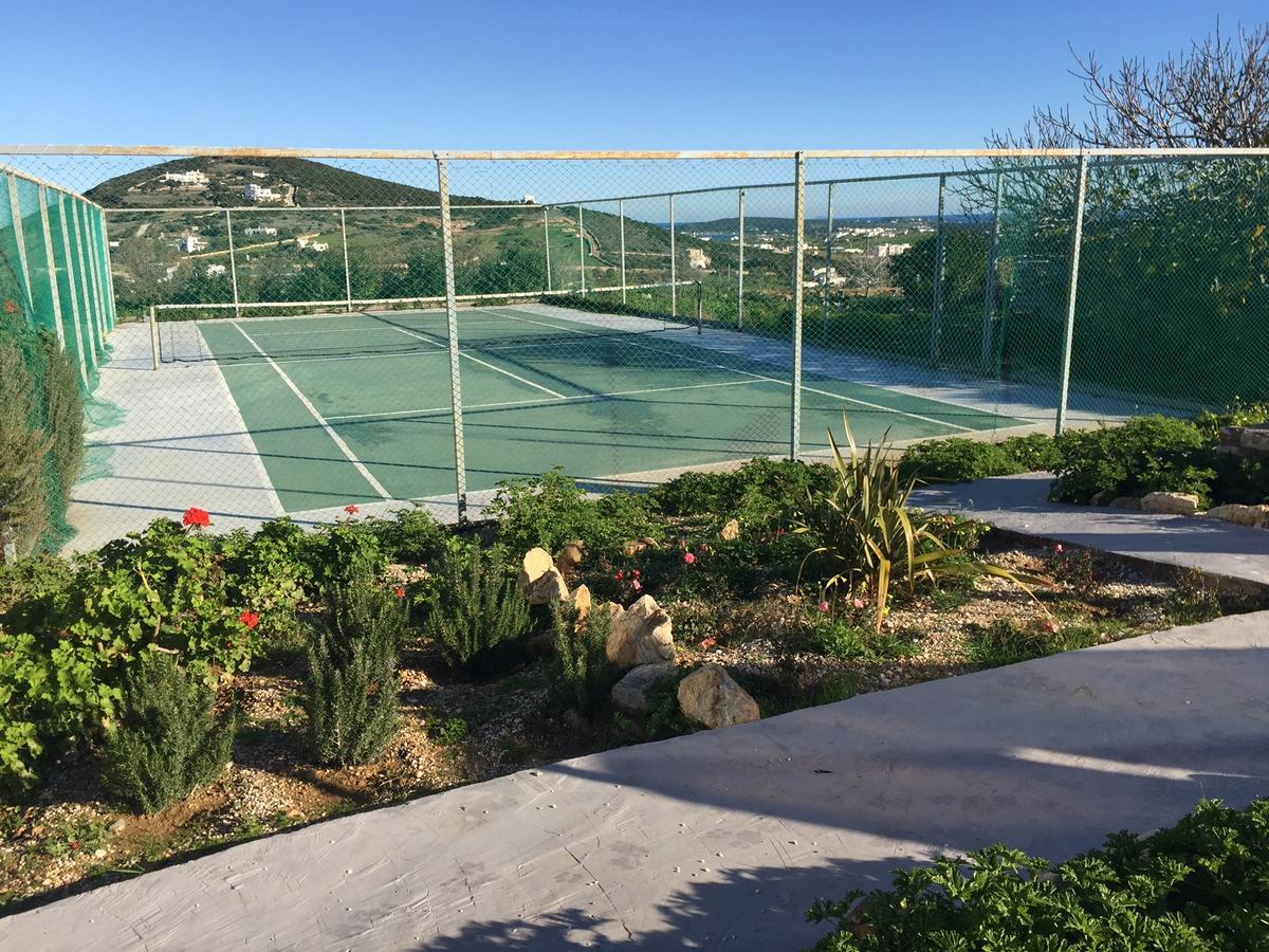 פארוס Naoussa Hills Boutique Resort- Adults Only מראה חיצוני תמונה